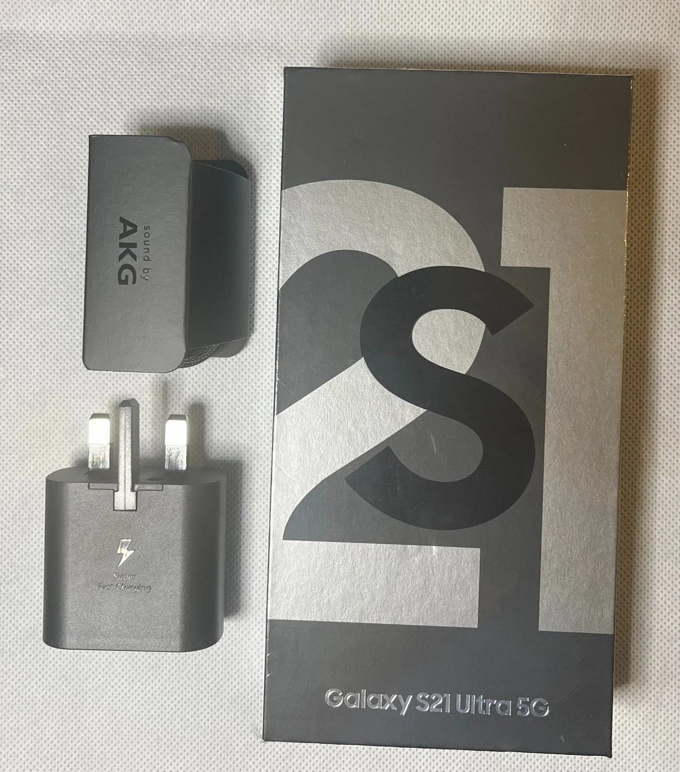 Samsung Galaxy S21 Ultra 5G -12GB RAM 128GB - Black - New&Sealed(unlocked)