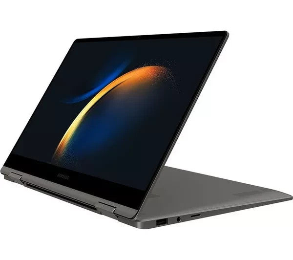 SAMSUNG Galaxy Book3 360 13.3" AMOLED Touchscreen i5-1340P 8GB RAM 256GB SSD