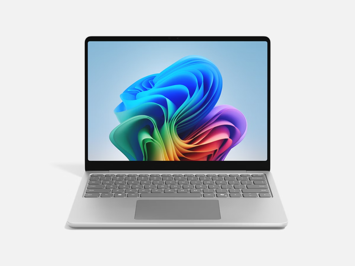 Microsoft Surface Laptop 13" Copilot+ PC Snapdragon X Plus 16GB RAM 256GB SSD