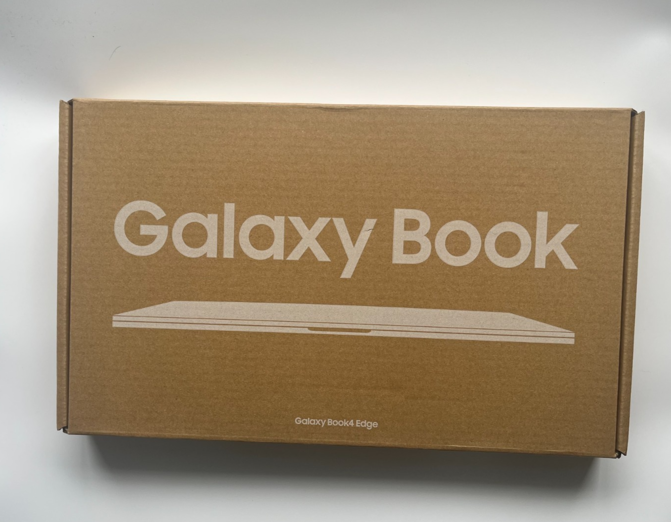 Samsung Galaxy Book4 Edge 15.6" Laptop (snapdragon, 16GB, 256GB SSD) -New&Sealed