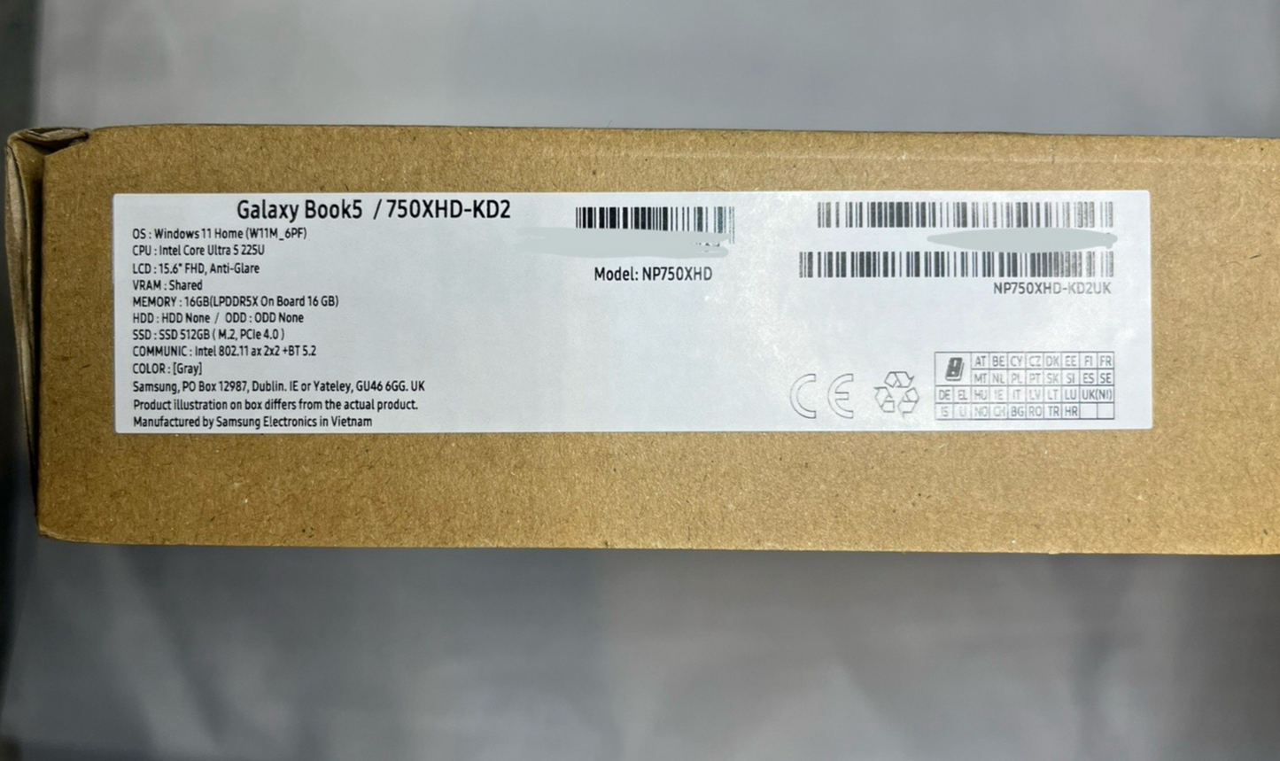 Samsung Galaxy Book 5 15.6" Laptop (Intel ultra 5, 16GB, 512GB SSD) -New